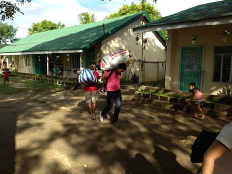 Pamaskong Handog 2012 2
