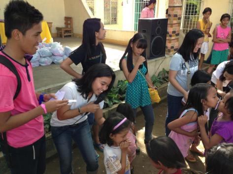 Pamaskong Handog 2012 6
